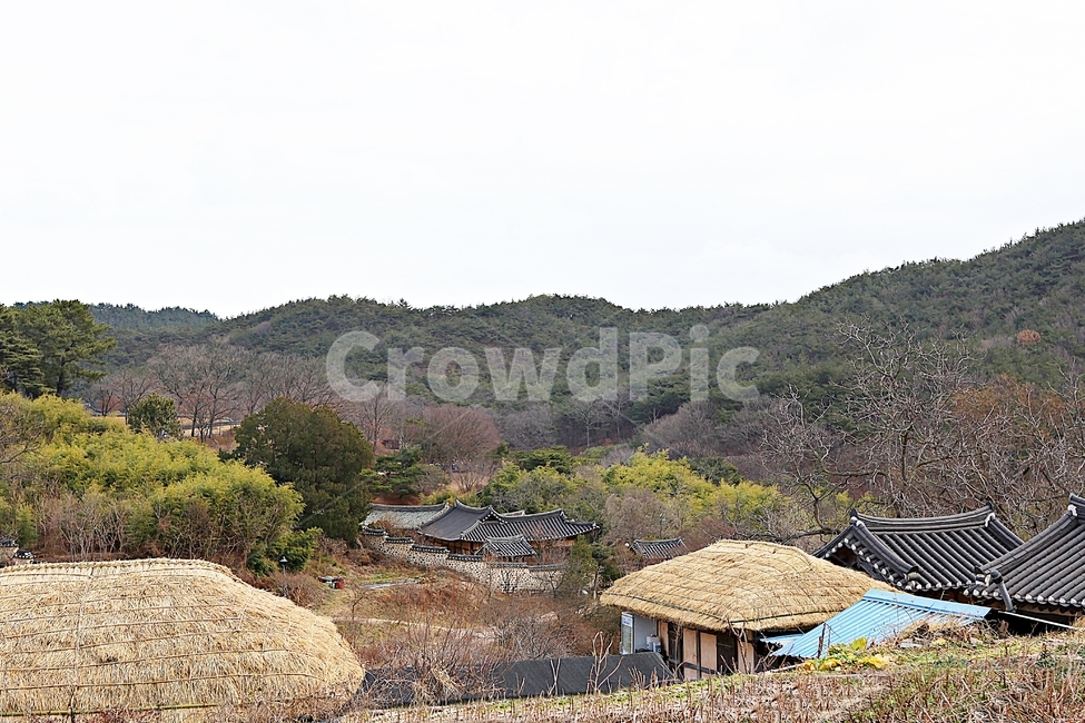 양동마을,한옥,기와집,집,전통집,건물,자연,풍경,옛날집,겨울,한국전통,한국문화,korean traditional,korean culture