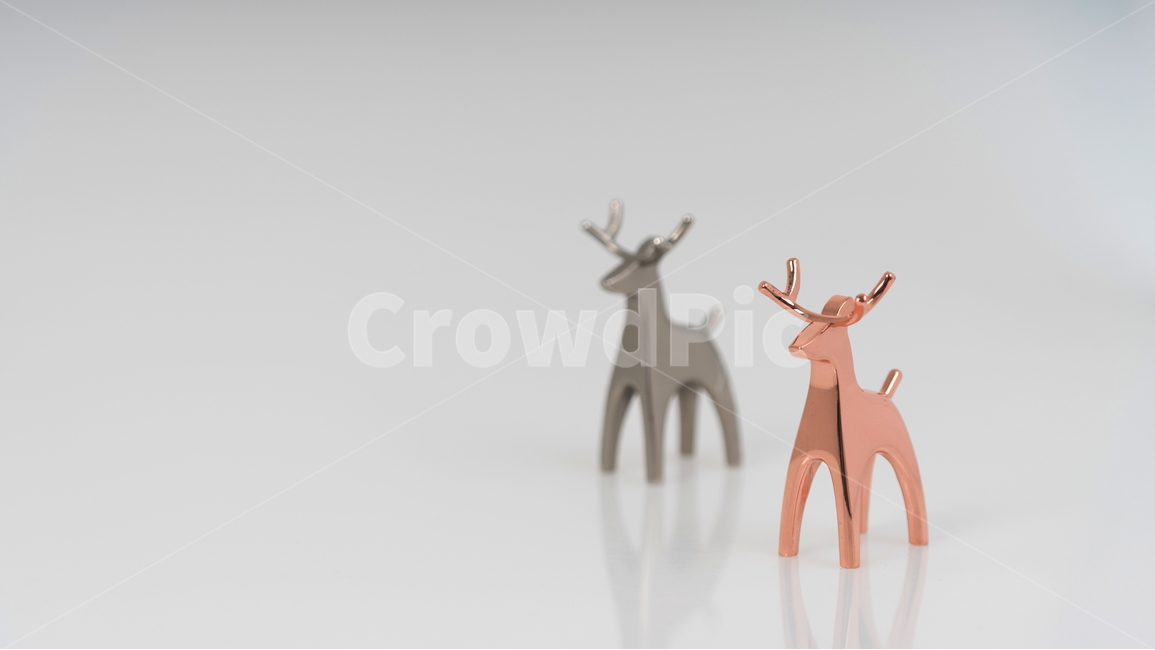 심리학,생활,커플,사슴,동상,골드,실버,함께,사랑,노루,금속,럭셔리,동물,뿔,반사,빤짝,광채,쥬얼리,루돌프,크리스마스,아웃포커싱,보석,귀금속,귀여운,액세서리,장식품,백그라운드,사물,물건,오브젝트,thing,object,matter