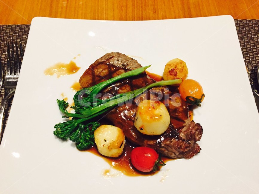 식당,스테이크,양식,음식,소고기스테이크,안심스테이크,음식,식재료,요리,food,cook,meal,dishes,food reserves,양식,서양음식,서양요리,western food,western dishes,western meal,western cook