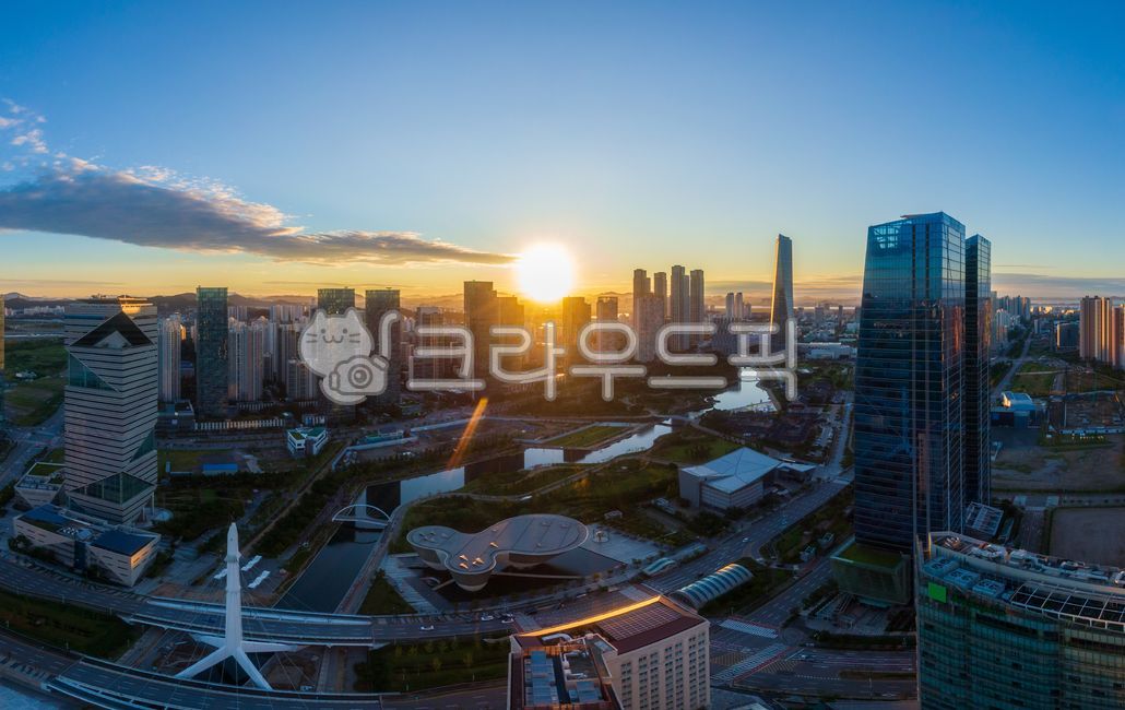 Central Park,Songdo,Incheon,Songdo Park,Songdo International City,Tower,Sunrise,Sunrise,Sunset,Sun,Light,Sunlight,Sunset,Incheon Free Economic Zone,Incheon City,Yeonsu-gu,Park,Building,City,Cityscape,City View,City,Green,Lake,Water