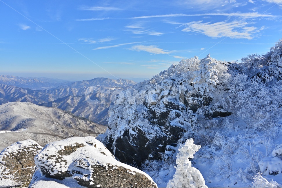 glacier,빙하,ice,빙,snow,nature,자연,landscape,경치,outdoors,옥외,향적봉,scenery,풍경,mountain,산,경관,무주,덕유산,설천봉,상제루,덕유산설경,상고대,눈,겨울,계절,중봉,겨울,계절,winter,season,자연,풍경,nature,landscape