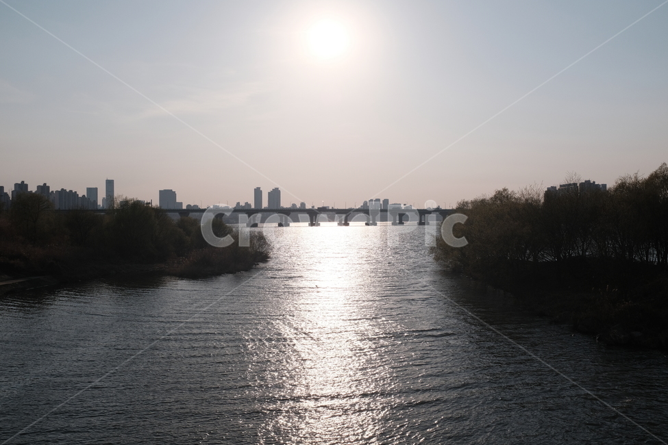 한강,풍경,한강풍경,노을,강,힐링,휴식,다리,강가,도시,풍경,city,landscape,한국도시풍경,한국도시경관,korea cityscape,nature,자연,outdoors,옥외,water,물