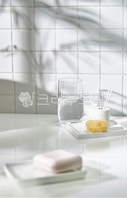 bath supplies,beauty,cozy,white,towel,tile,cosmetic,decoration,bathroom,spa,Organic,natural light,textile,wash,warm,light,background,plant,object,shower,Clean,house,interior,modern,decor,design,hotel,table,organic,restroom,health,comfort,room,lifestyle,ho
