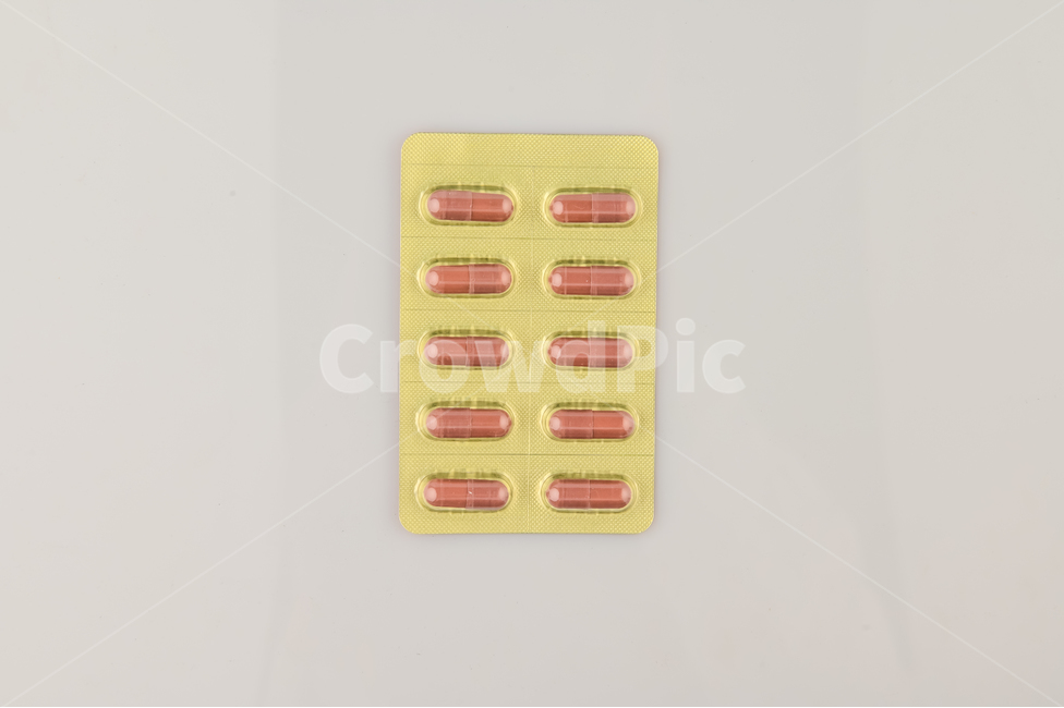 알약,비타민,건강보조제,힐링,장수,건강,다이어트,보조제,면역력,추출물,수면건강,수면제,항우울제,스트레스완화,약물치료,약물,건강이슈,솔류션,유단백,엽산,에너지,세포,혈액생성,긴장완화