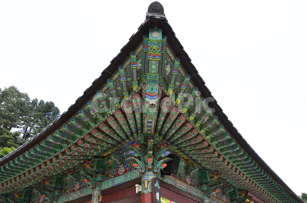오방색,한옥,지붕,한국의멋,한국적인,전통의,한국전통,한국문화,korean traditional,korean culture,건축물,건물외관,exterior,building,structure,architecture,construction