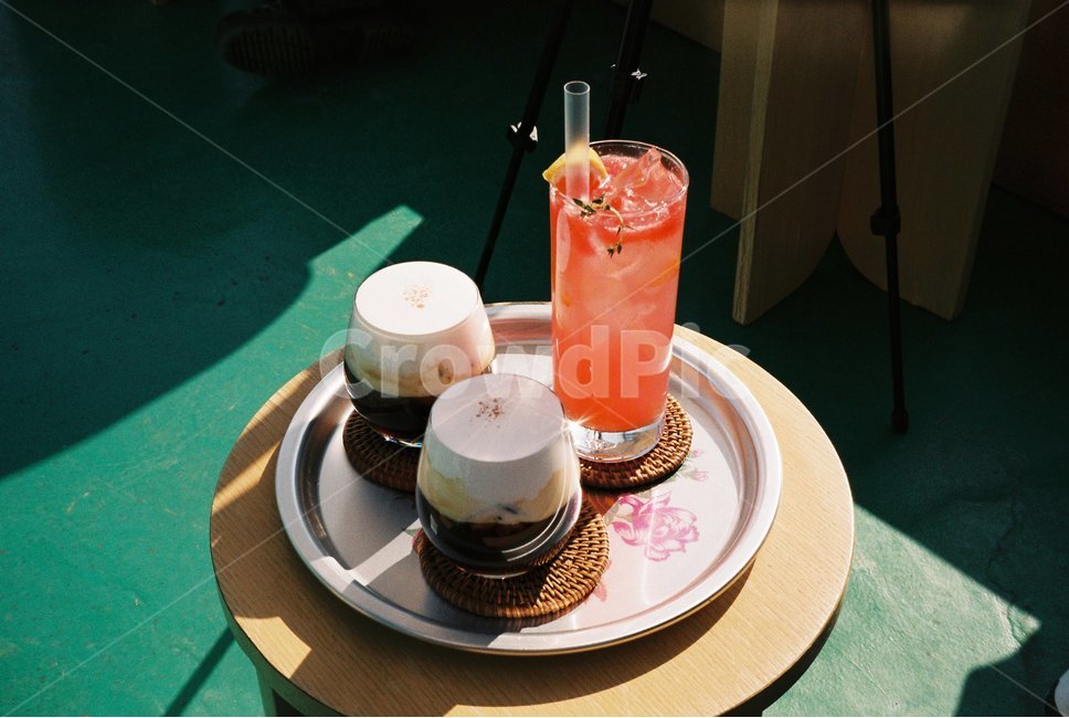 카페,루프탑,커피,음료수,아인슈페너,자몽,필름카메라,필름,경주,음료수,drink,beverage