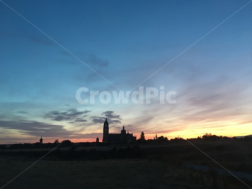 붉은하늘,새벽,일몰,황혼,하늘,자연,세고비아,segovia,dawn,sunset,redsky,nature,outdoors,sky,dusk,자연,풍경,nature,landscape,옥외,red sky,붉은 하늘