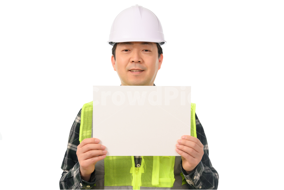 비즈니스맨,남자,직장인,사회인,회사원,1명,1인,한국인,중국인,일본인,아시아인,중년,중장년,비즈니스,사업가,사업,하얀배경,40대,50대,카피스페이스,여백,메세지,메시지,보드,패널,빈칸,공란,빈,광고판,미소,화이트보드,메세지보드,광고,정보,알림,교육,카피스페이스,건설,건축,노동자,안전모,안전모자,현장근로자,근로자,일용직,안전,산업안전,산업재해,예방,인테리어,사람,인물,인간,human,person,산업,industry,industrial,비즈니스,사업,business,service,work,연출,컨셉,콘셉,direction,concept
