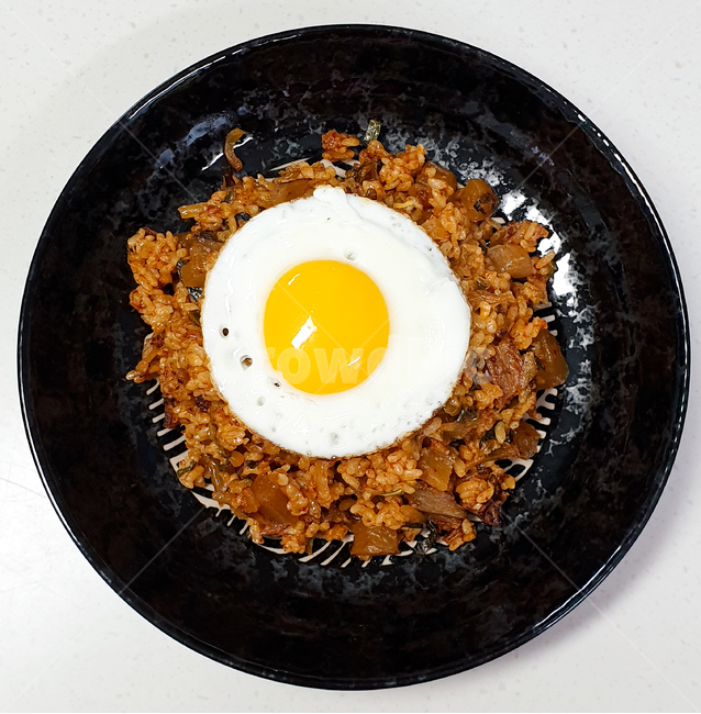 김치볶음밥,볶음밥,food,음식,egg,계란,kimchifriedrice,음식,식재료,요리,food,cook,meal,dishes,food reserves,한식,한국음식,한국요리,korean food,korean dishes,korean meal,korean cook
