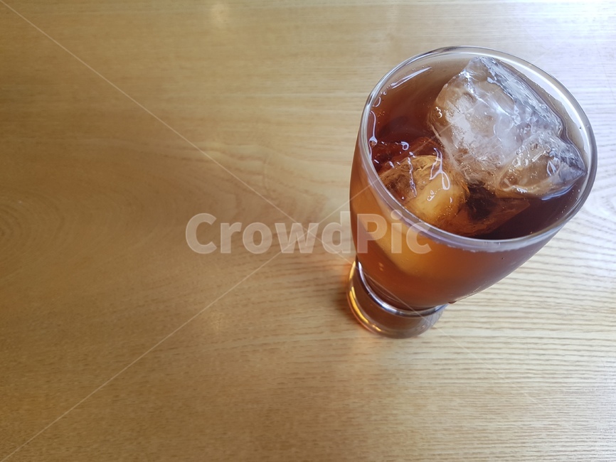 여름,아이스커피,아이스티,얼음,유리컵,커피숍,테이블