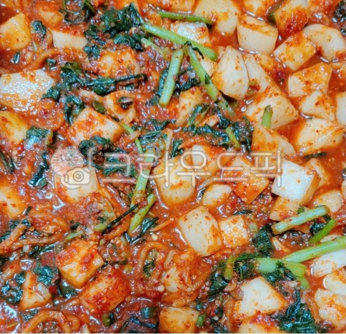 깍두기,김치,무김치,무,반찬,밥반찬,밥도둑,음식,요리,식사,식재료,먹방,고춧가루,고추가루,food,meal,dish,cook