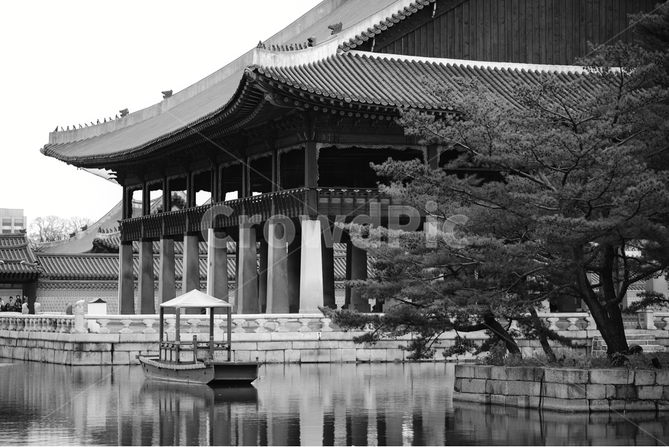 한국,건설,아시아,야경,궁,문화,도시,경복궁,경회루,한국관광지,고궁,서울,풍경,한국전통,한국문화,한국랜드마크,한국명소,건축물,건물외관,structure,nature,korea,landmark,seoul,architecture,asia,background,building,capital,castle,city,landscape,culture,downtown,famous,gyeongbokgung,history,night,oldplace,traditional,beautiful,광화문,전통,전통문양,랜드마크,landmark,tourist attraction,한국랜드마크,한국관광지,한국명소,korea landmark,korea tourist attraction,흑백,모노톤,monochrome,black and white