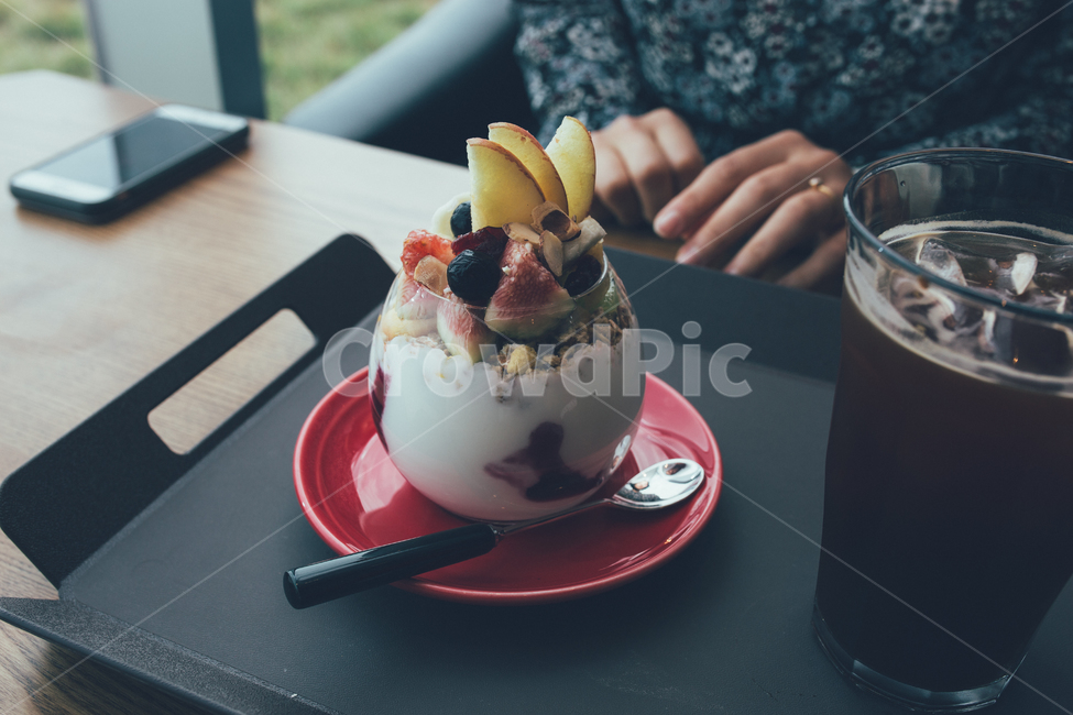 디저트,파르페,스푼,커피,데일리,카페,음료수,drink,beverage,감성,sensible,feeling