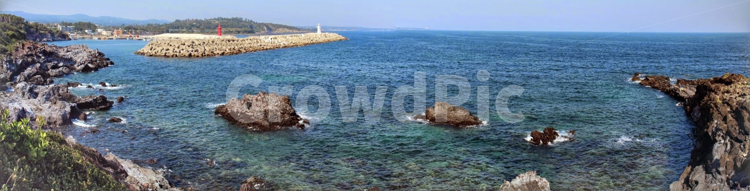 제주도,여행,바다,등대,방파제,자연,풍경,nature,landscape,한국자연풍경,한국자연경관,korea nature landscape,등대,lighthouse,제주도,jeju,jeju island,rock,록,outdoors,옥외,sea,ocean,대양,water,물,shoreline,해안선,promontory,곶