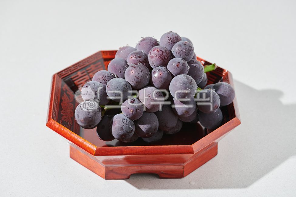 Nukki,fruit,purple,grape,seasonal fruits,food,grapes