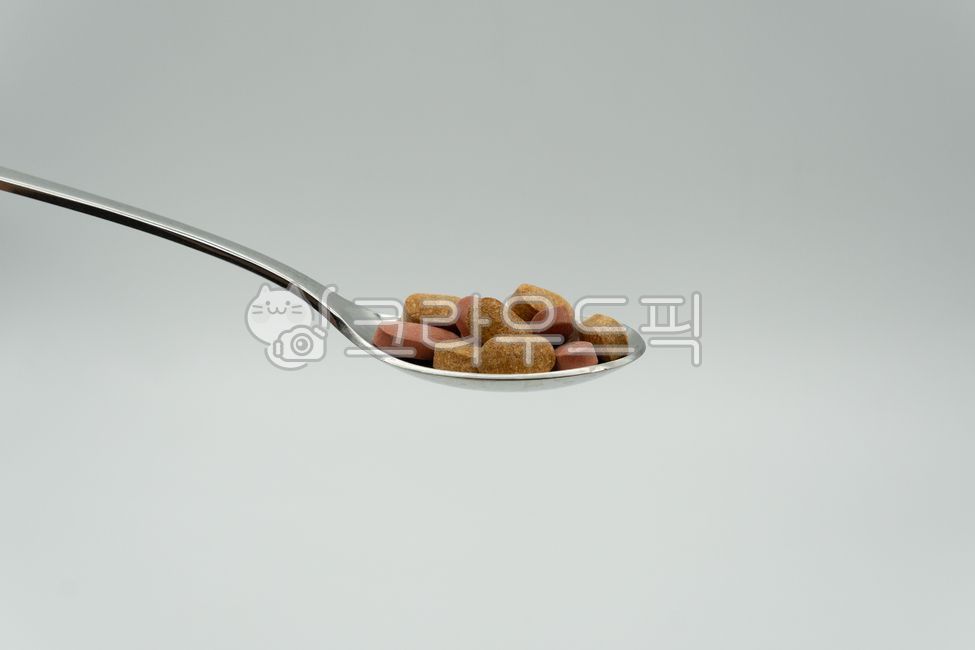 antibiotic,treatment,Headache,medical,painkiller,cold,pill,drug,healthcare,healing,disease prevention,medicine cabinet,pharmaceutical drug,hospital,prevention,illness,pain,disease,migraine,health,medicine,vitamin,prescription,background,supplement