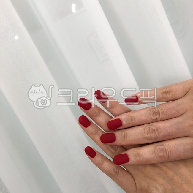 레드네일,레드,빨간색,네일아트,젤네일,네일