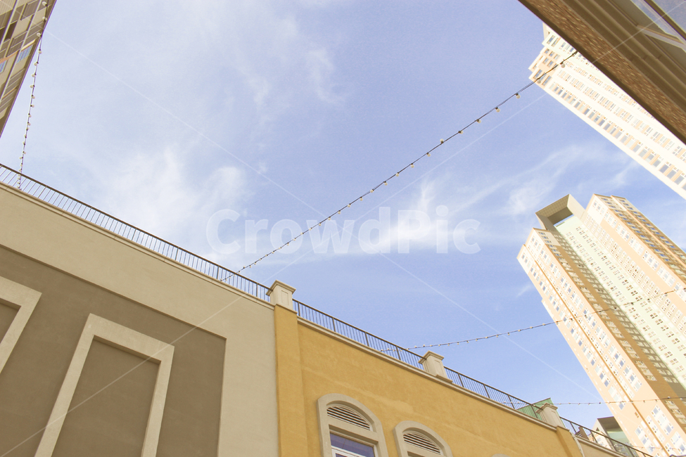 하늘,구름,맑은,노란색,화창한,sky,blue,view,건축물,건물외관,exterior,building,structure,architecture,construction