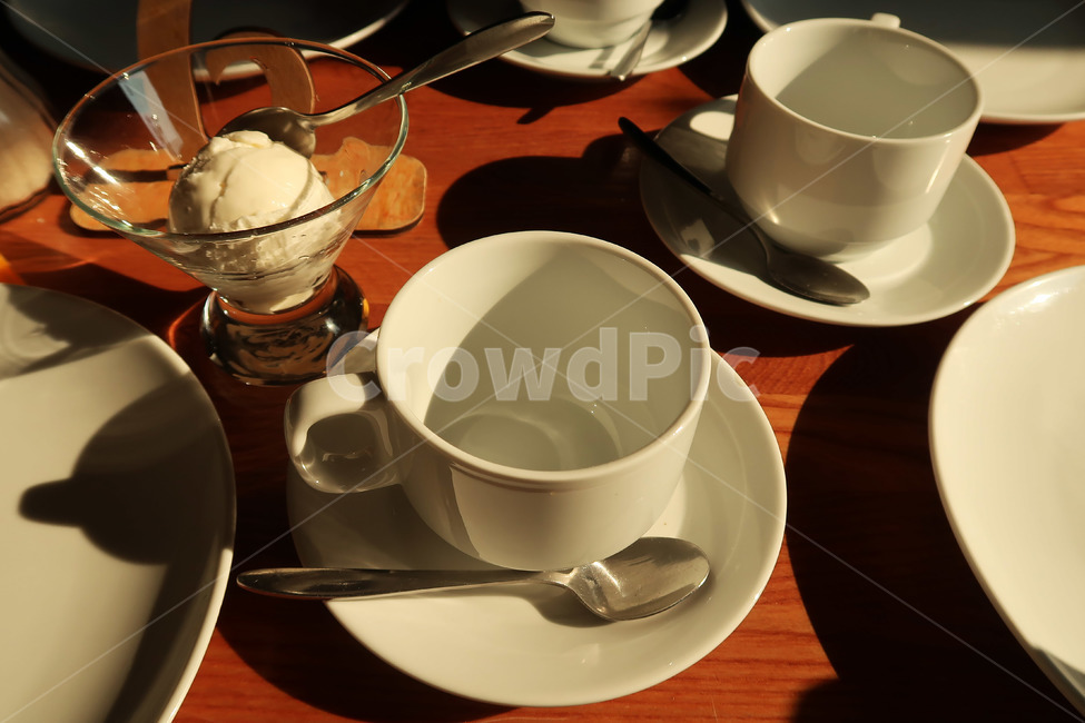 컵,cup,잔,white,그림자,아이스크림,icecream,바닐라,카페,바닐라아이스크림,vanilla,cafe,감성사진,dessert,디저트,유리컵,도자기