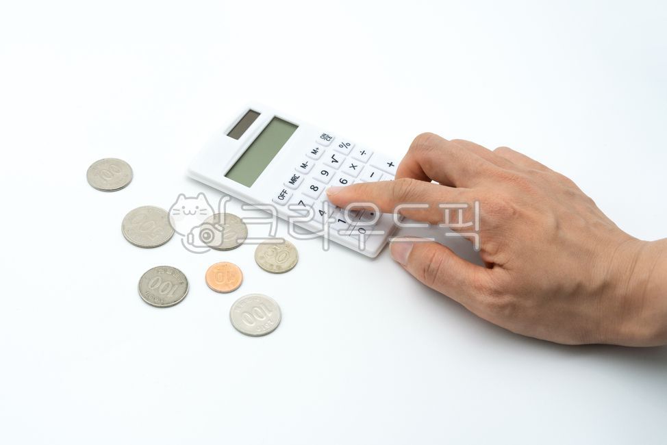 비즈니스,금융,계산기,경리,회계,손,계산,가계,손가락,절약,세금,경제,지출,돈,납세,신용,대출,지불,지급,결제,세무서,사무용품,저축,계획,생활비,비즈니스맨,비지니스,핸드모션,세무,결산,전자계산기,person,사람,human,인간