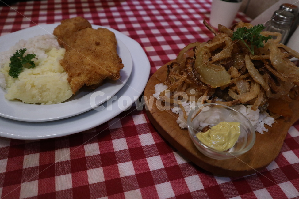 음식,튀김,양파,플레이팅,dish,고기,음식,식재료,요리,food,cook,meal,dishes,food reserves