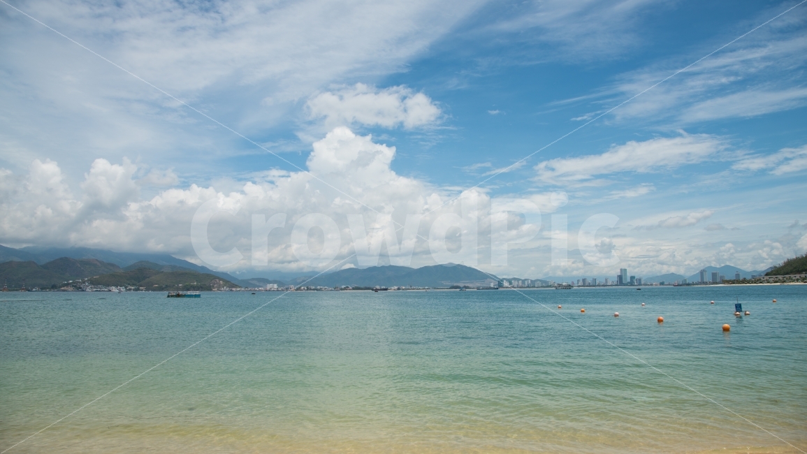 blue sky,emerald color,summer season,summer,cloud,healing,Beach,Najjang,clear weather,summer scent,clear water,Nha Trang,clear sky,cool,vietnam,clean sea water,clear sea water,natural scenery,ocean,refreshing,blue beach