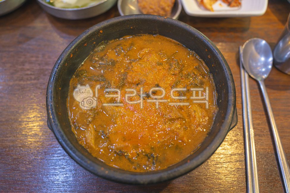 Chueotang,loach,restaurant,earthenware pot,dinner