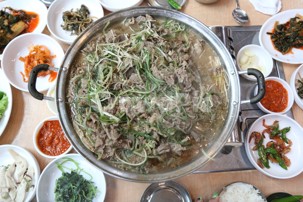 불고기정식,불고기,한국요리,점심,전골,고기요리,고기,소고기,음식,푸드,국물,음식,식재료,요리,food,cook,meal,dishes,food reserves,육류,고기,meat,한식,한국음식,한국요리,korean food,korean dishes,korean meal,korean cook