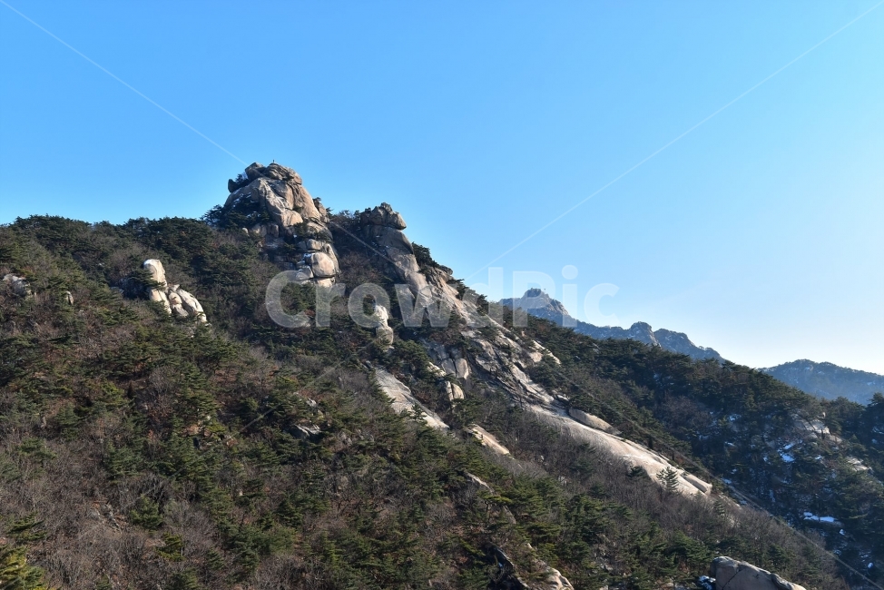북한산,풍경,자연,국립공원,서울,도심지,명산,겨울,힐링,산행지,국내여행,자연풍경,산사진,Seoul,Korea,National,Park,비경,산행,등산,트레킹,100대명산,기암,바위산,백운대,바위,암봉,암봉우리,족두리봉,향로봉,비봉,자연,풍경,nature,landscape,한국자연풍경,한국자연경관,korea nature landscape,slope,경사,outdoors,옥외