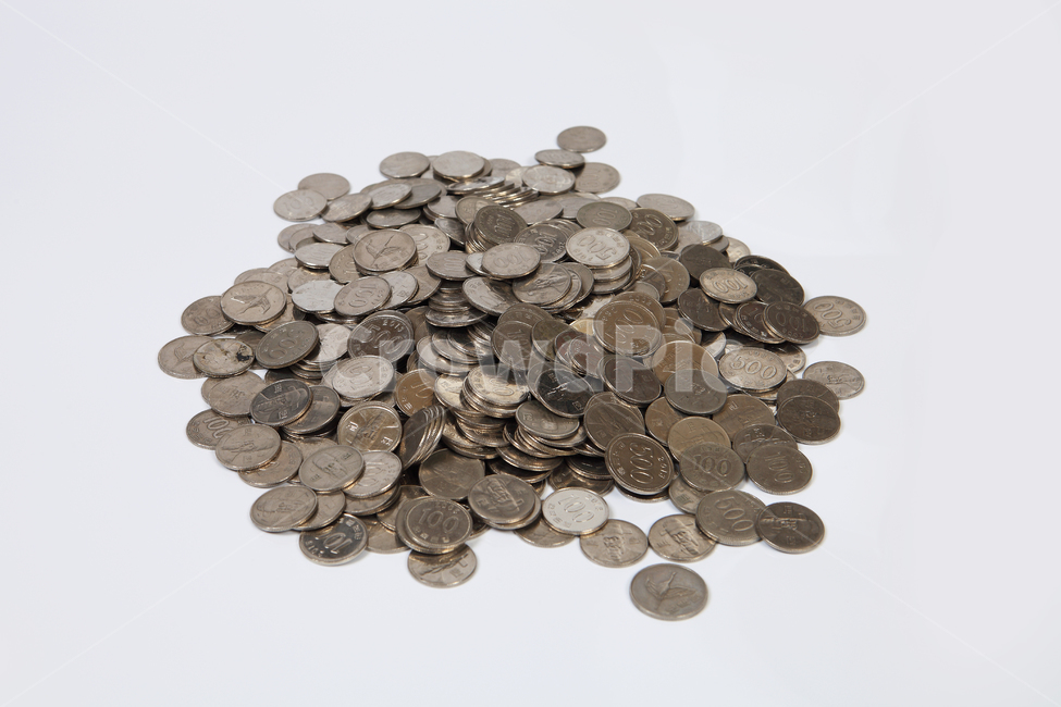 동전,돈,백원,오백원,배경,금융,돈,finance,banking,money,누끼,remove background