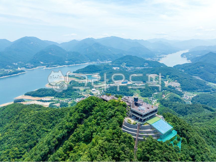 Cheongpungho Cable Car,Observatory,Bibongsan,Summit,Peak,Mountain,Cheongpungho,Chungjuho,River,Lake,Namhangang,Countryside,Nature,Green,Summer,Tourism,Jecheon City