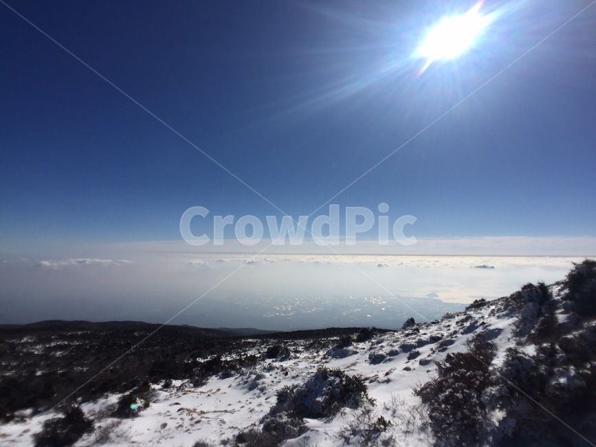 한라산,태양,햇빛,하늘,구름,sky,nature,자연,outdoors,옥외,겨울,계절,winter,season,자연,풍경,nature,landscape