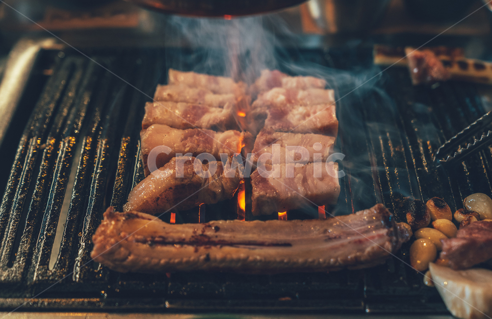 돼지고기,구이,삼겹살,pork,food,맛집,음식,식재료,요리,food,cook,meal,dishes,food reserves,육류,고기,meat,한식,한국음식,한국요리,korean food,korean dishes,korean meal,korean cook