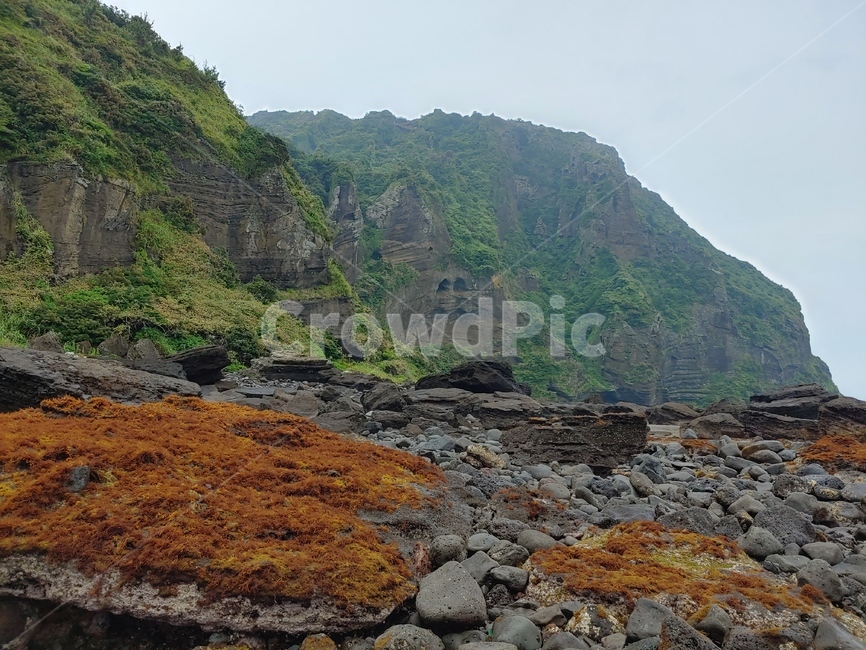 해변,바위,바다,하늘,섬,rock,island,sea,shore,seaside,black,brown