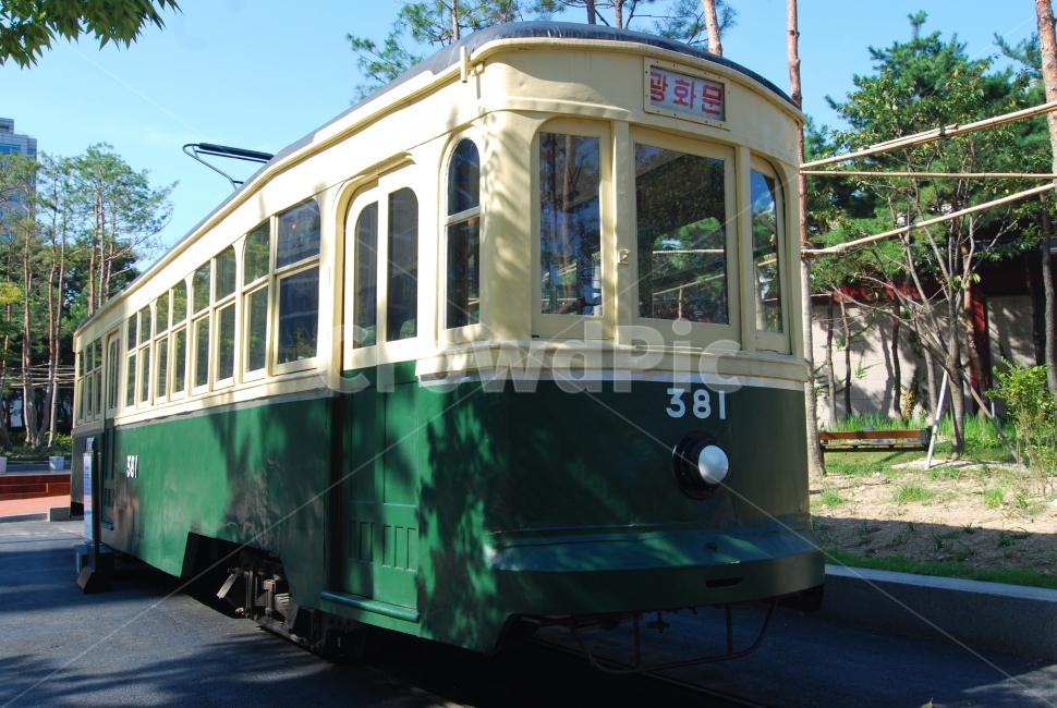 전차,교통수단,이동수단,고전,한국,전동차,트램,추억,정차,전통,빈티지,streetcar,tram,교통,교통수단,traffic,transportation,cable car,케이블카,vehicle,차량,train,기차