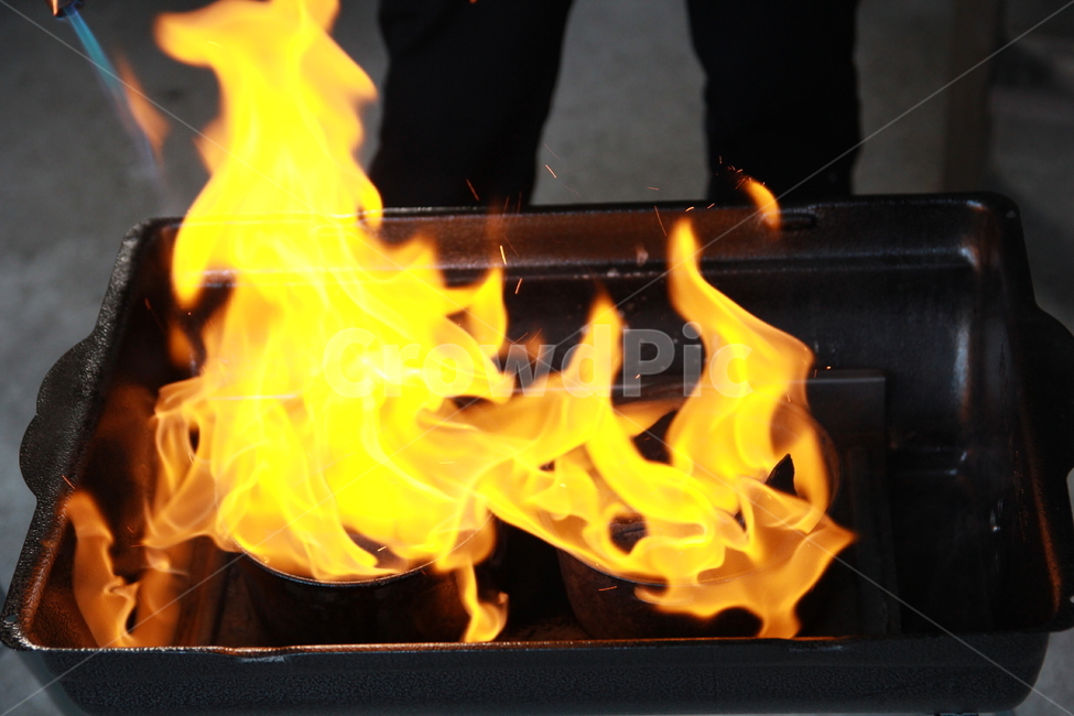 불판,불장난,불,fire,고기굽기,숯불구이,캠핑,camping