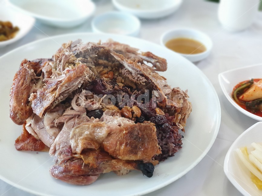 food,음식,meal,식사,진흙오리구이,오리구이,음식,식재료,요리,food,cook,meal,dishes,food reserves,한식,한국음식,한국요리,korean food,korean dishes,korean meal,korean cook