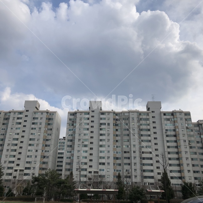 하늘,나무,계절,봄,구름,도시,풍경,city,landscape,한국도시풍경,한국도시경관,korea cityscape,building,건물,high rise,고층 건물,시티,town,urban,어반,nature,자연,weather,날씨,apartment building,아파트