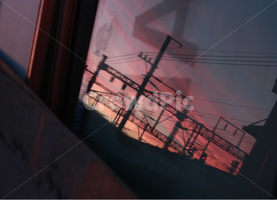 하늘,감성,일몰,선셋,구름,그림자,sunset,sky,분홍색,핑크,pink,기차역,노을,기찻길,기차,배경사진,감성사진,배경,반사,빛,핑크하늘,실루엣,그림자,silhouette,shadow,감성,sensible,feeling,교통,교통수단,traffic,transportation