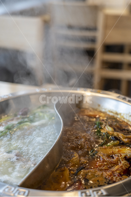 샤브샤브,훠궈,마라탕,사천음식,홍탕,중화요리,food,stew,스튜,음식,meal,bowl,사발,식사,dish,요리,음식,식재료,요리,food,cook,meal,dishes,food reserves,중식,중국음식,중화요리,chinese food,chinese dishes,chinese meal,chinese cook