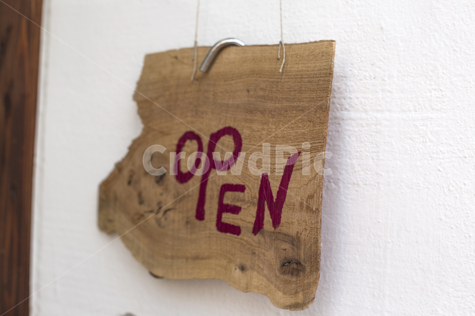 오픈,open,sign,카페,매장,영업중,푯말,표지판,영문,글자,나무,벽