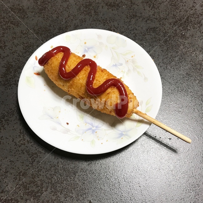 핫도그,케찹뿌린핫도그,맛있는핫도그,hotdog,음식,음식,식재료,요리,food,cook,meal,dishes,food reserves,디저트,간식,후식,dessert,snack
