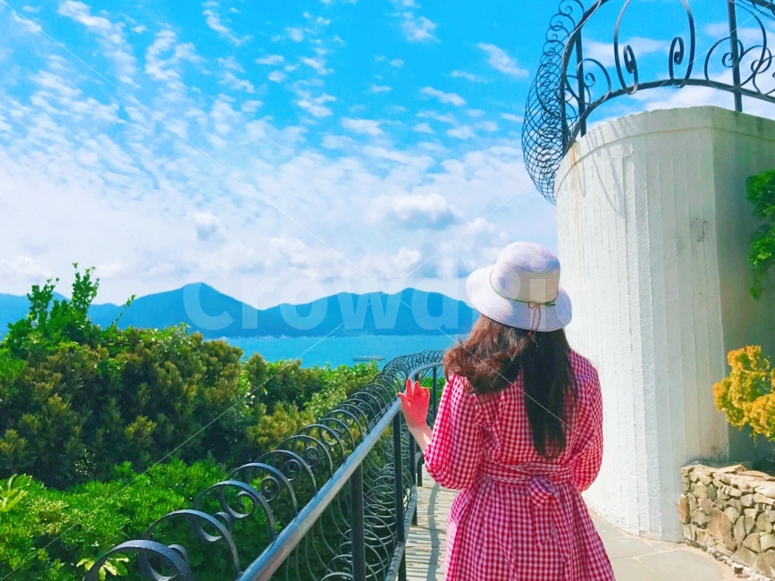 인물,사람,색감,분위기,하늘,자연,여행,외도,거제도,외도보타니아,국내여행,풍경,사진,힐링,데일리룩,패션,자연,풍경,nature,landscape,여행,휴가,traveling,vacation,trip,사람,인물,인간,human,person,여성,여자,woman,female,lady,railing,난간,hat,모자,banister,handrail