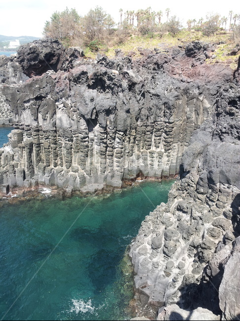 주상절리,제주도,주상절리대,서귀포,관광지,자연,풍경,nature,landscape,한국자연풍경,한국자연경관,korea nature landscape,제주도,jeju,jeju island,outdoors,옥외,cliff,낭떠러지