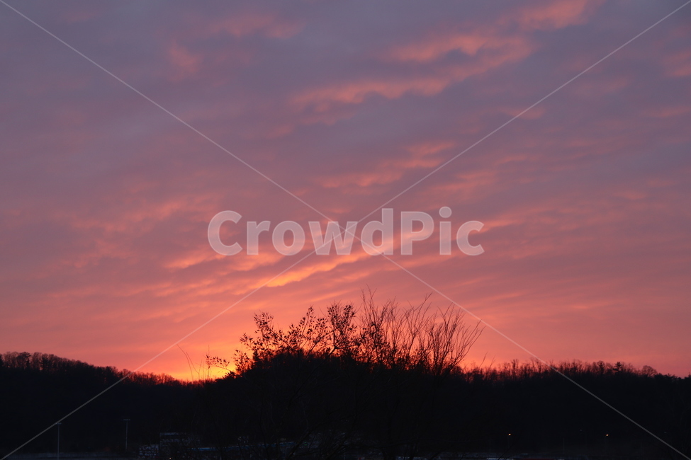해,하늘,구름,산,일출,자연,풍경,nature,landscape,outdoors,옥외,sky,sunset,일몰,red sky,붉은 하늘,dusk,황혼,dawn,새벽