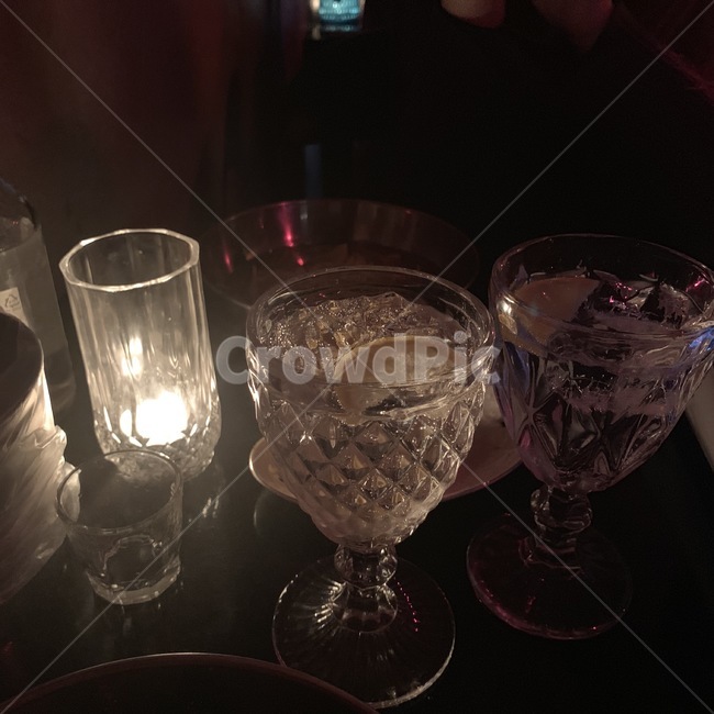 술잔,레몬,촛불,잔,술,어두운,깜깜한,불빛,칵테일,술집,바,칵테일바