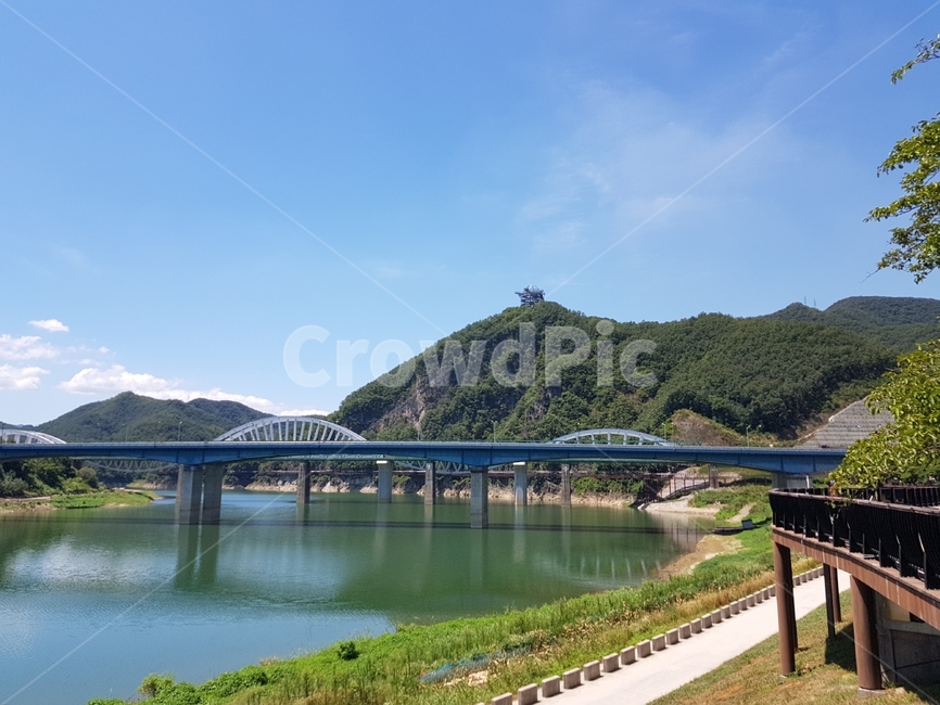 산,강,호수,다리,철도