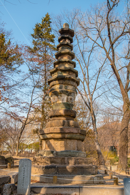 창경궁,고궁,세계문화유산,서울,석탑,한국전통,한국문화,korean traditional,korean culture,조각상,동상,석상,조형물,statue,bronze statue,stone statue