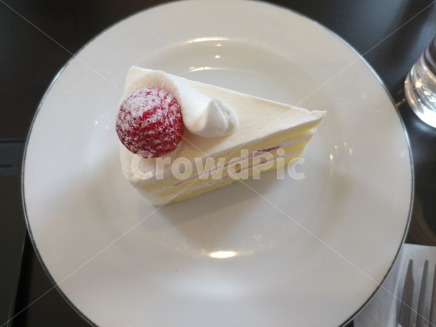 케이크,디저트,후식,딸기,음식,푸드,스타일,음식,식재료,요리,food,cook,meal,dishes,food reserves,빵,bread,디저트,간식,후식,dessert,snack