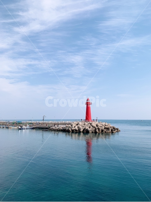 바다,물,돌,바위,등대,구름,하늘,물결,등대,lighthouse